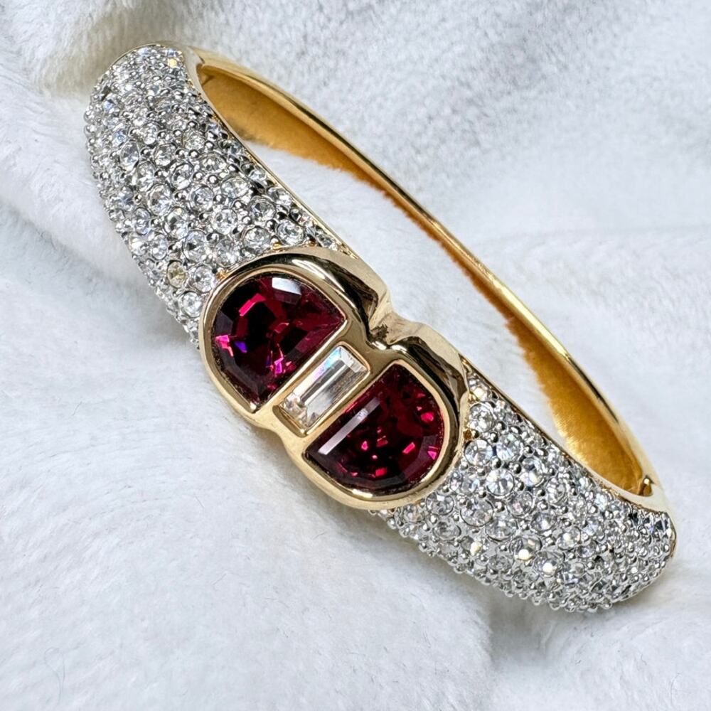 Rare Vintage Swarovski SAL(c) Pavé Crystal Bangle, 1977-1982 Ruby‑Tone Trio